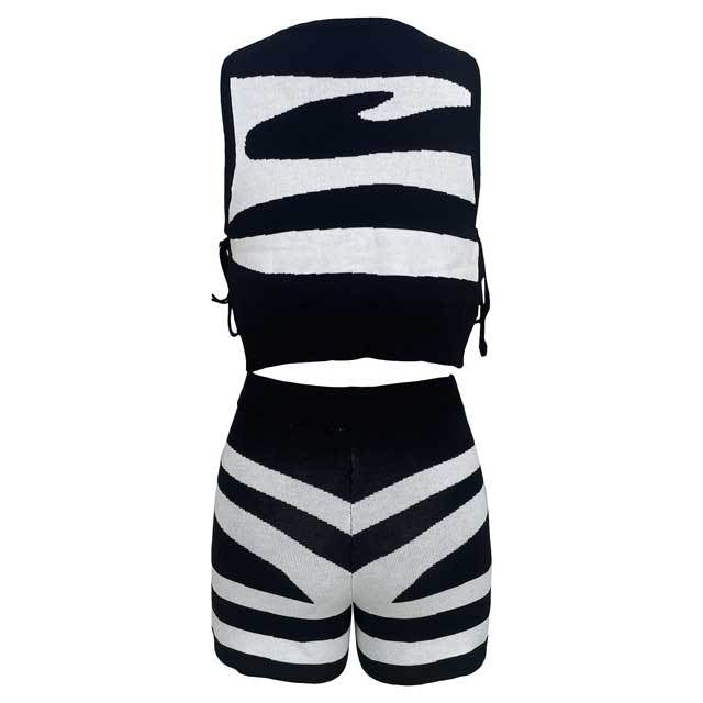 String Set (Black/White)